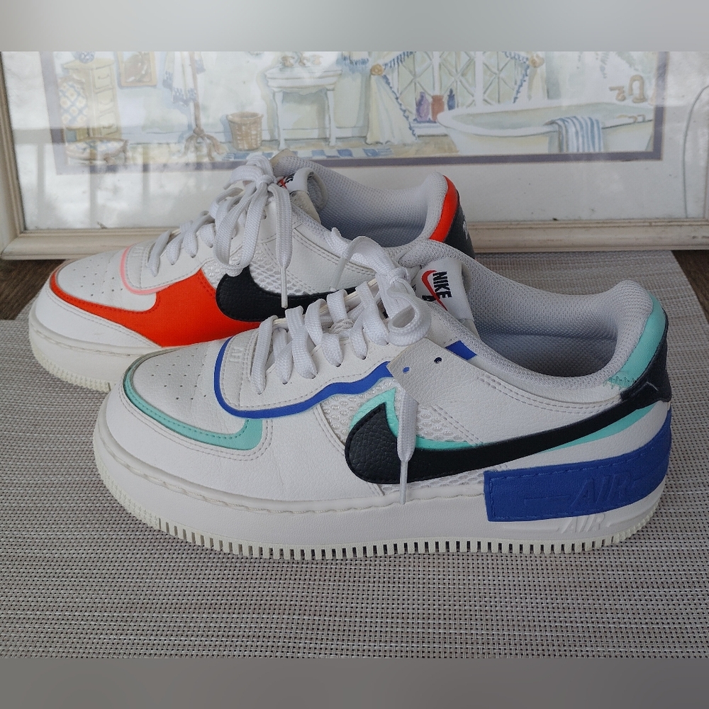 Nike Air Force 1 "Shadow White Multi-Color" Leather Casual Sneakers. Size 8.5.